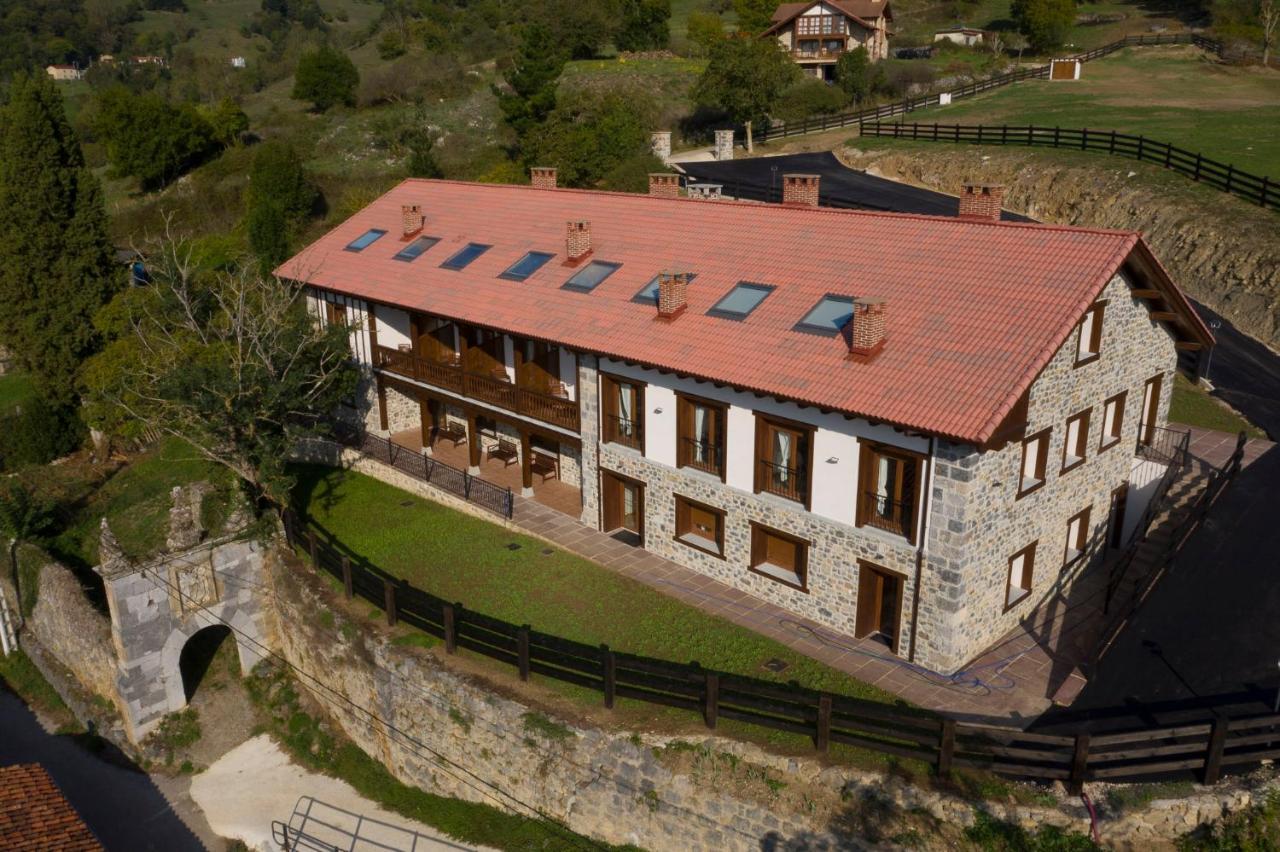 Apartamentos Los Picos De Europa Colio Екстер'єр фото