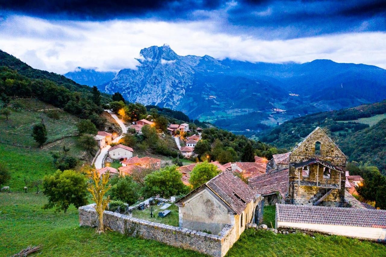 Apartamentos Los Picos De Europa Colio Екстер'єр фото
