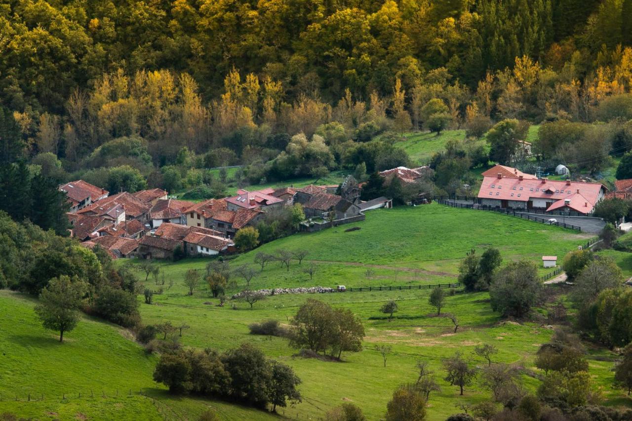 Apartamentos Los Picos De Europa Colio Екстер'єр фото
